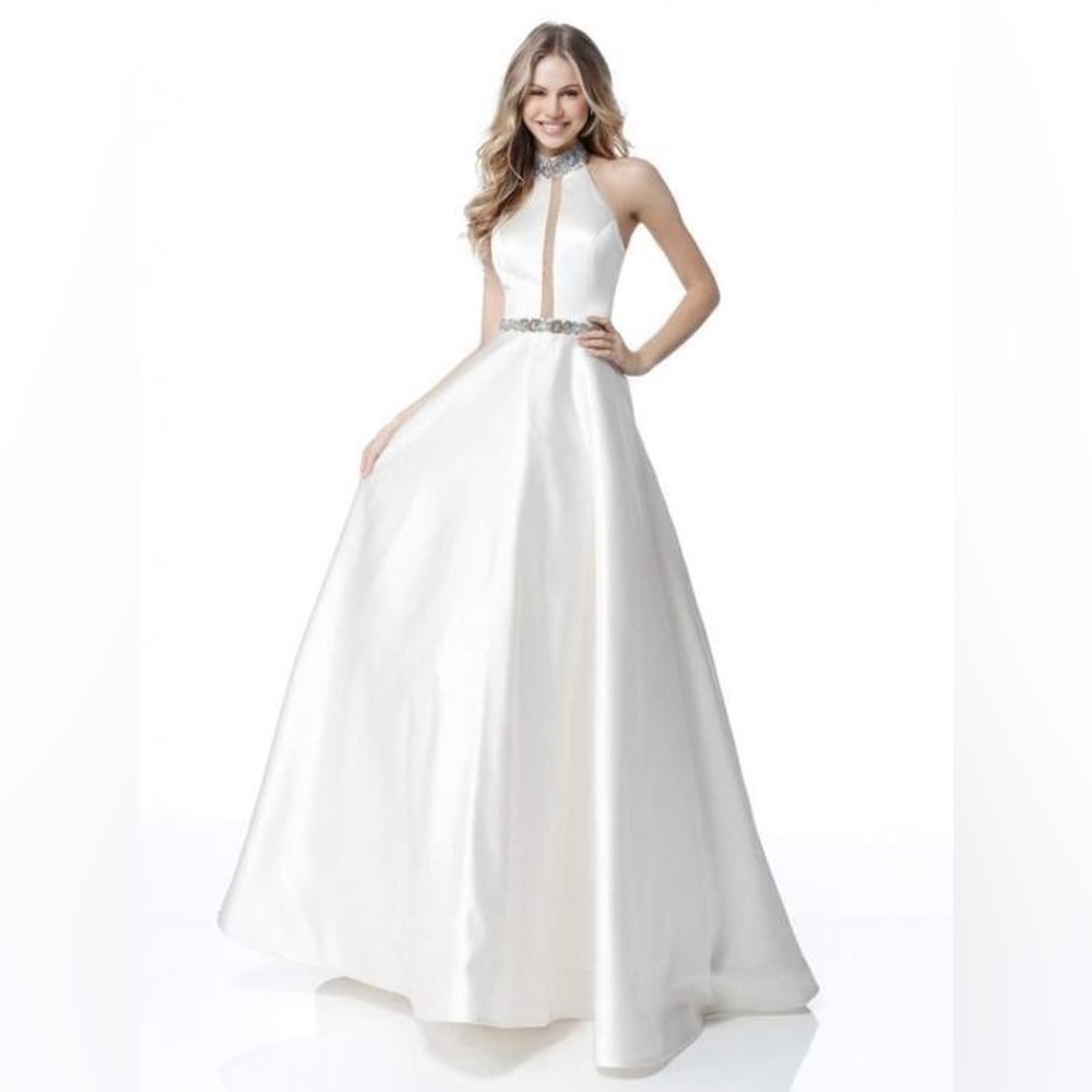 Sherri Hill Ivory gown Brand New With Tags